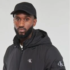 Calvin Klein Jeans - CK MUST MINIMUM LOGO CAP Noir -Playtex Shop 23976030 500 H